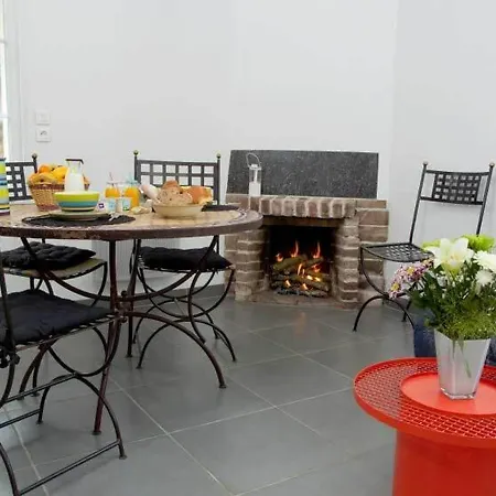 Domaine Des Celestins - Lilas De شقة